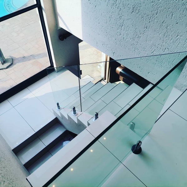 Glass ballustrades for staircase